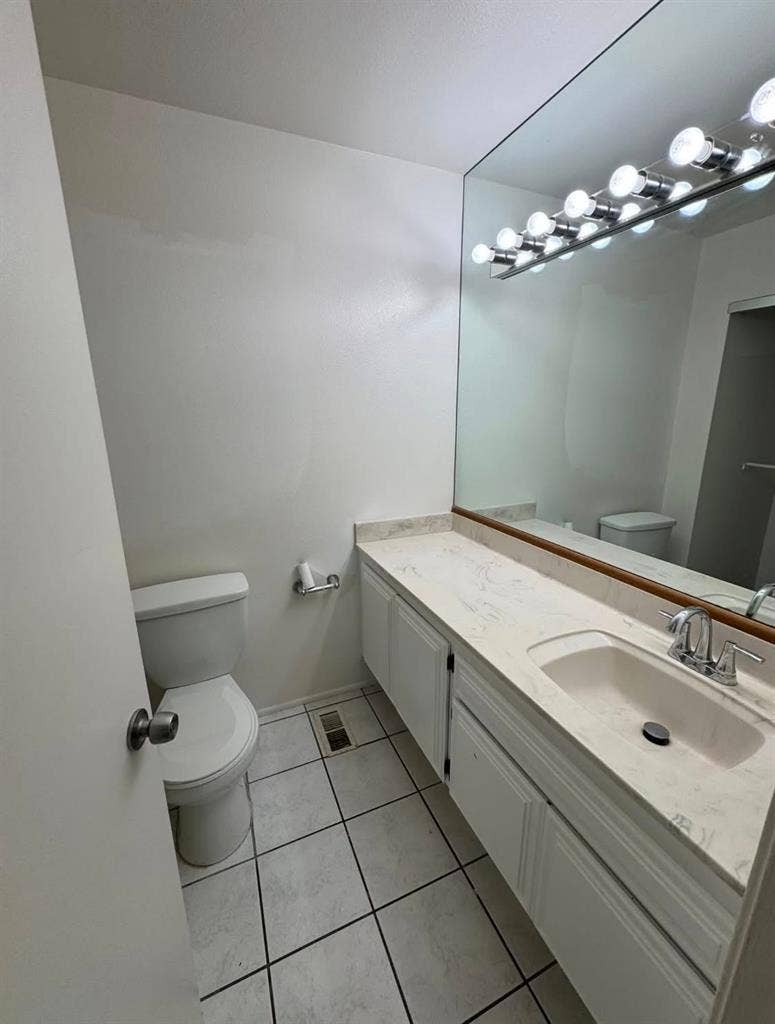 Private Bedroom with Shared Bath
