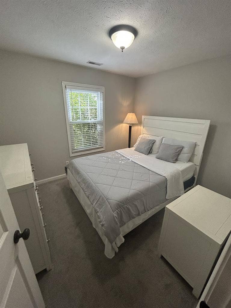 FURNISHED ROOM AND BATH BY NISSAN.