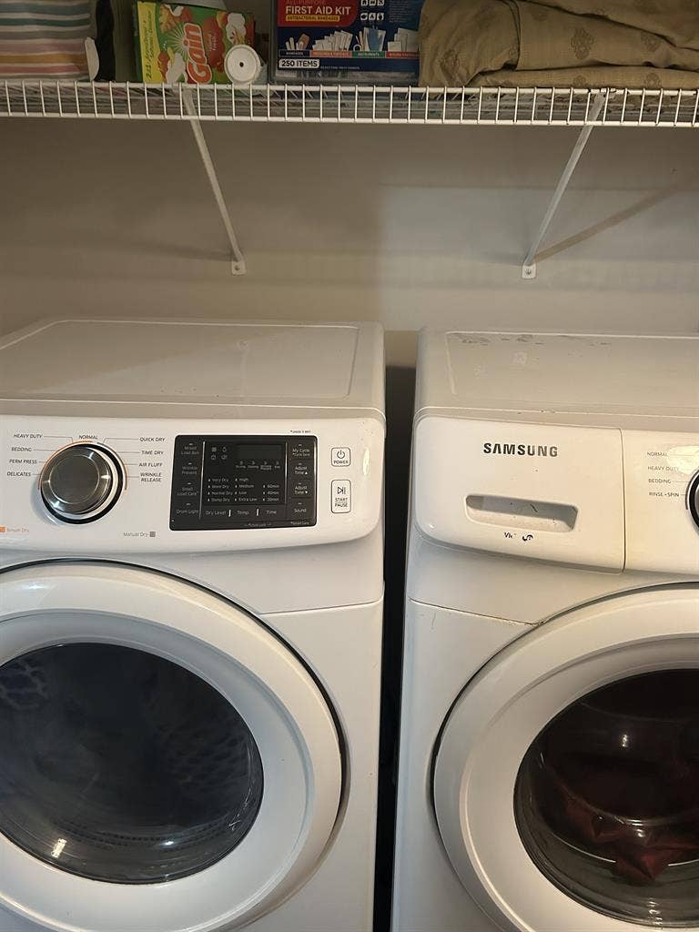 FURNISHED ROOM AND BATH BY NISSAN.