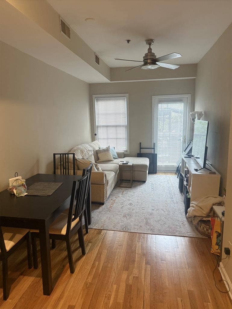 2bed, 2bath apt for July 1 ($1850)