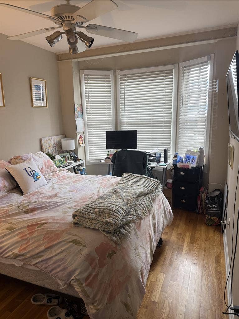 2bed, 2bath apt for July 1 ($1850)