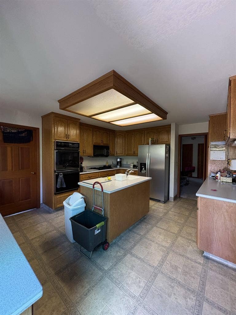 Spacious Room W/Private Bathroom