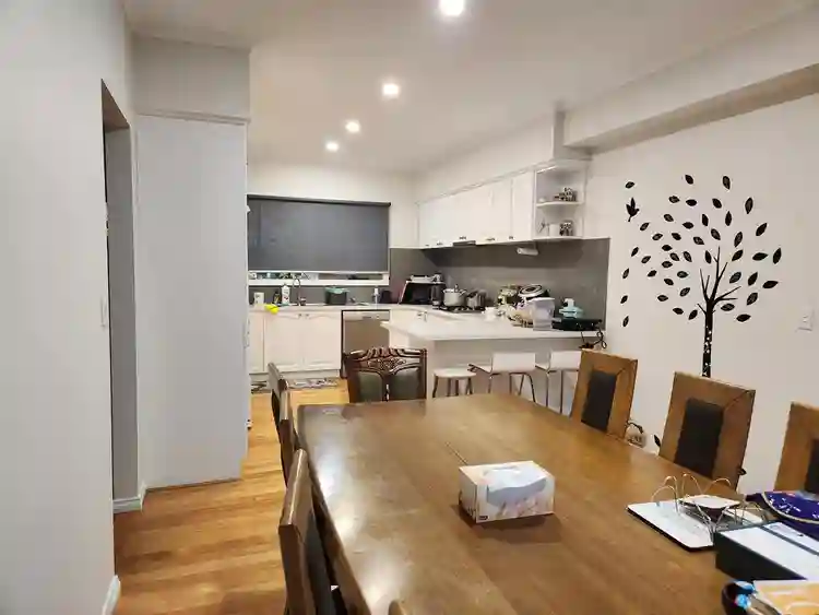 Room for female tenant in Blackburn