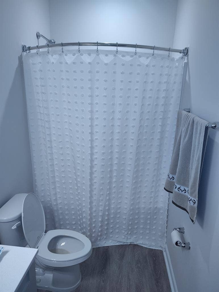 Single room and bathroom
