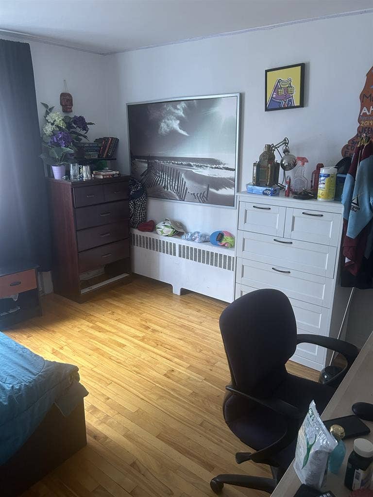 Roommate for July