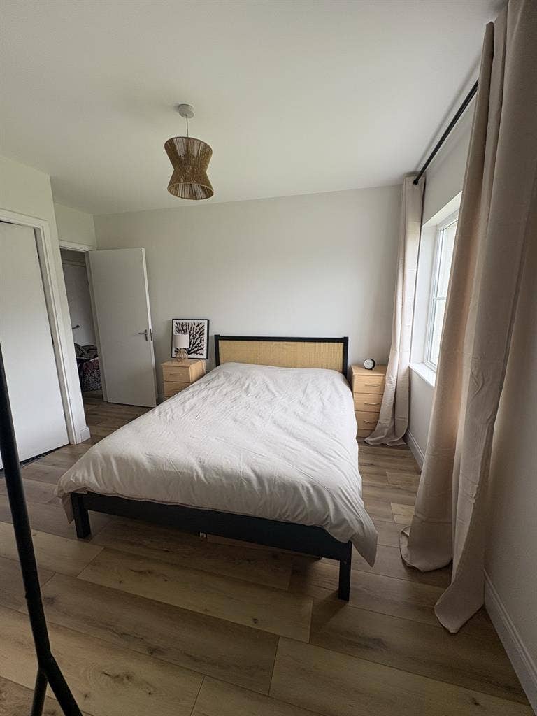 En suite room to rent for 6 months