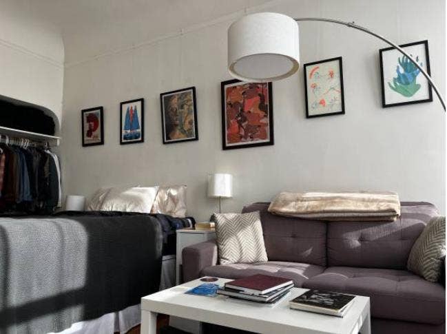 am looking for roommate