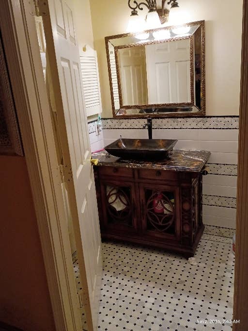 Private room & Bath MUST LOVE CATS