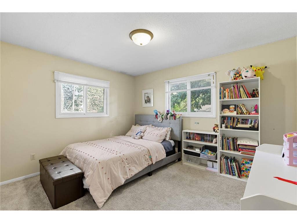 Upper level room