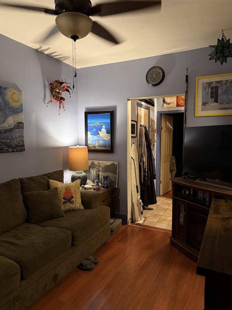Great location. All utilities inc