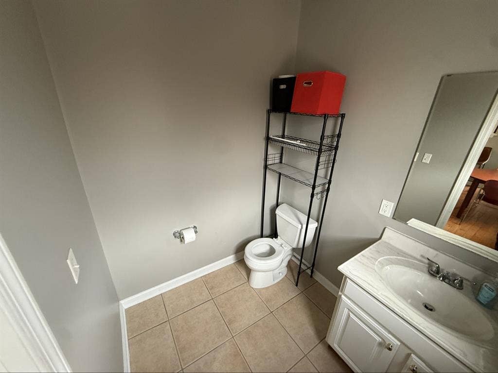 Looking for roommate for year long