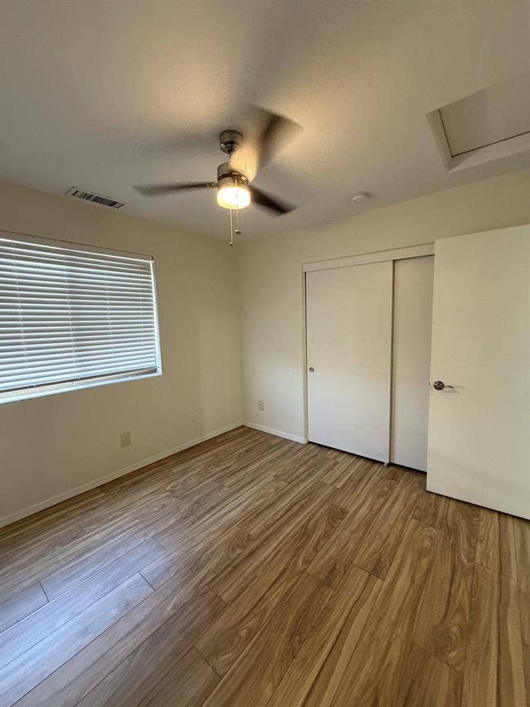 Gated community two rooms for rent!