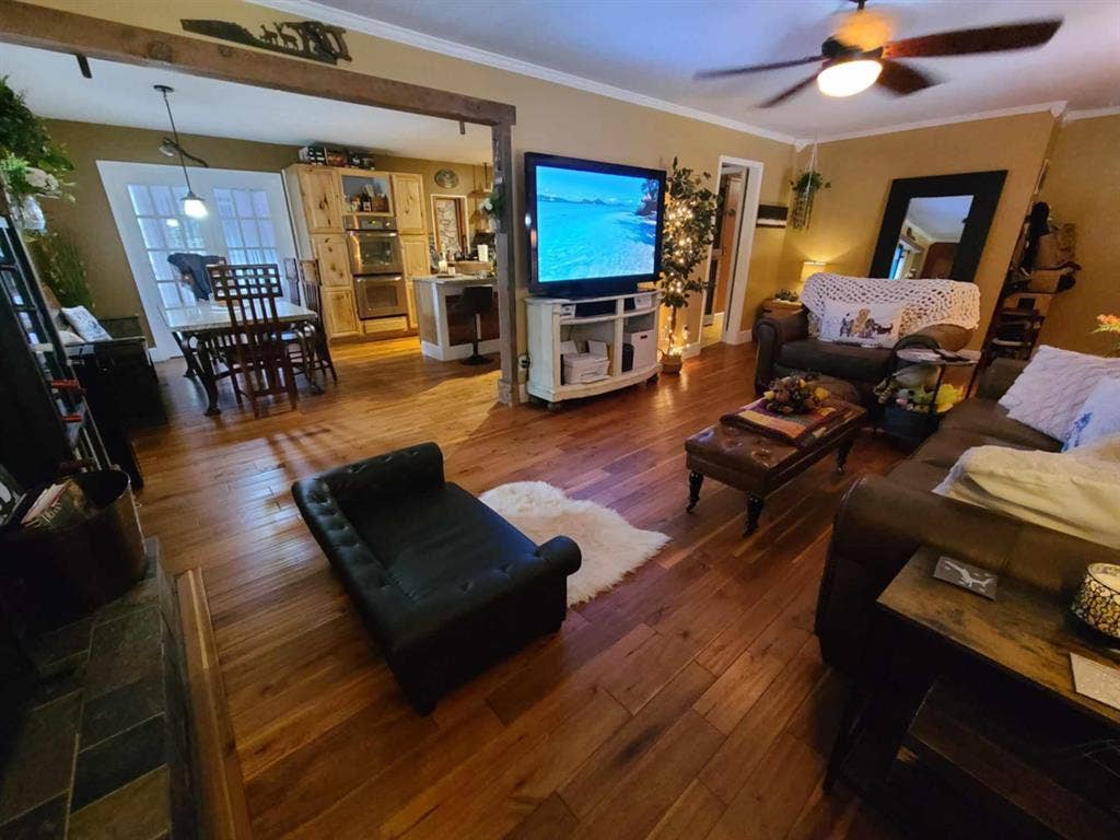 Fully furnished room available