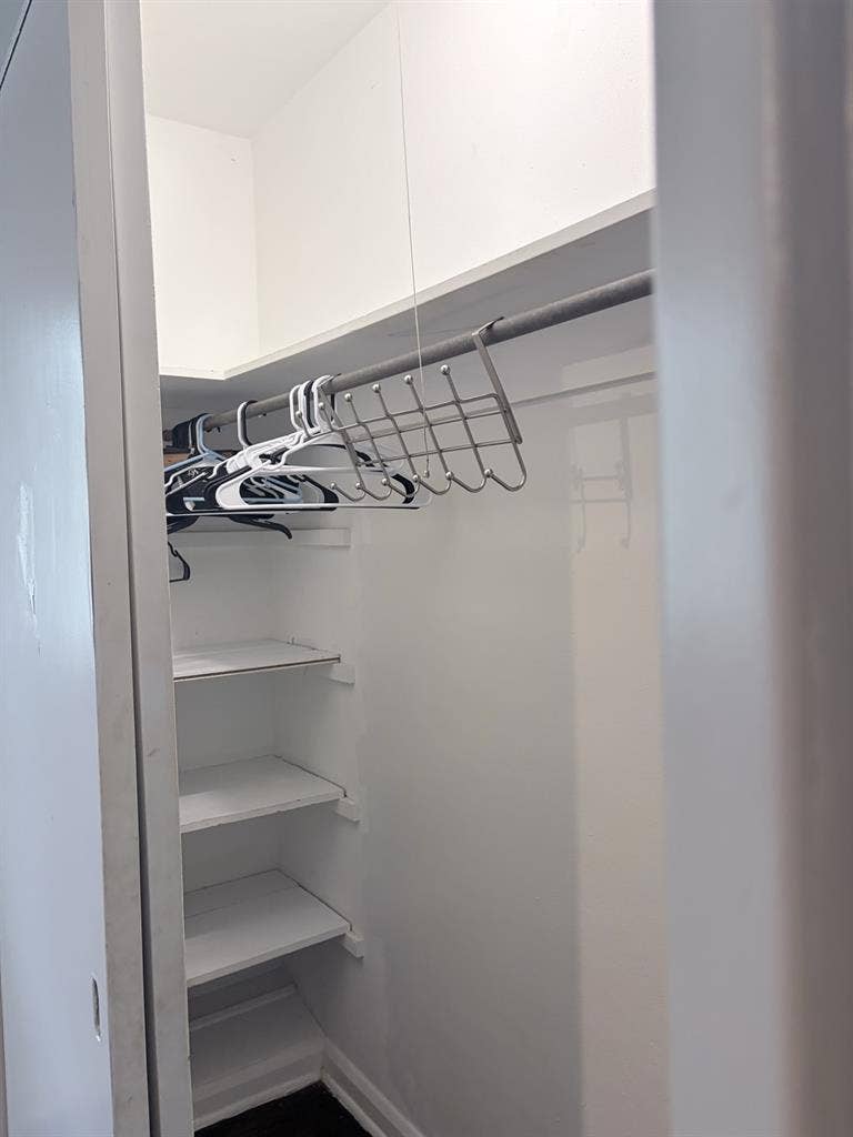 Private room in 3 bed 2 bath home