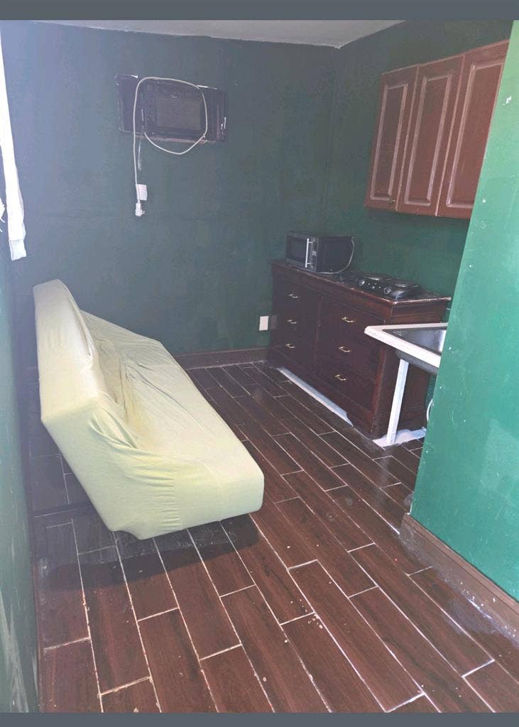 Small Room for Rent (Furnished)