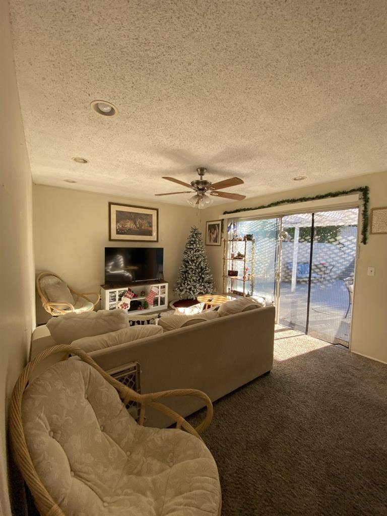 Unfurnished Bedroom for rent
