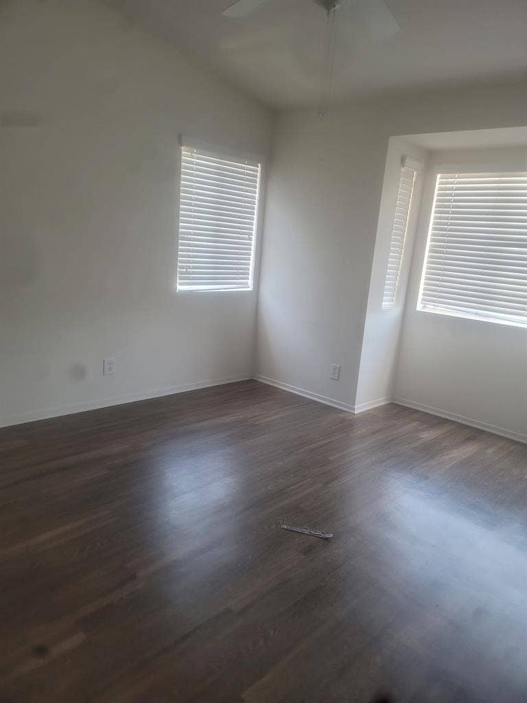 Tri level townhouse style apartment