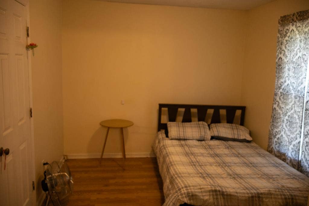 Townhouse near ECU BSOM