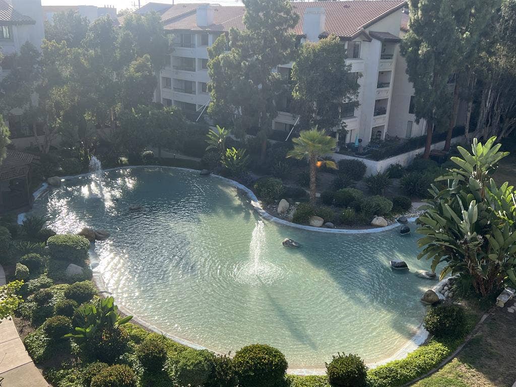 Private Master+Bath+Parking+Util