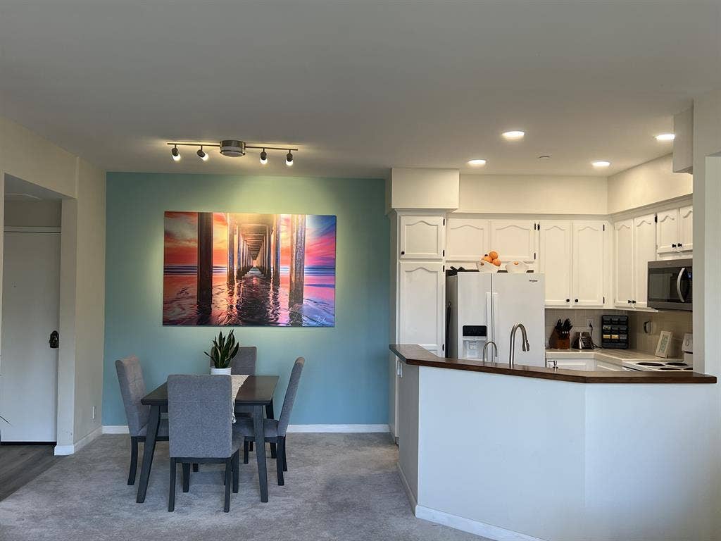 Private Master+Bath+Parking+Util