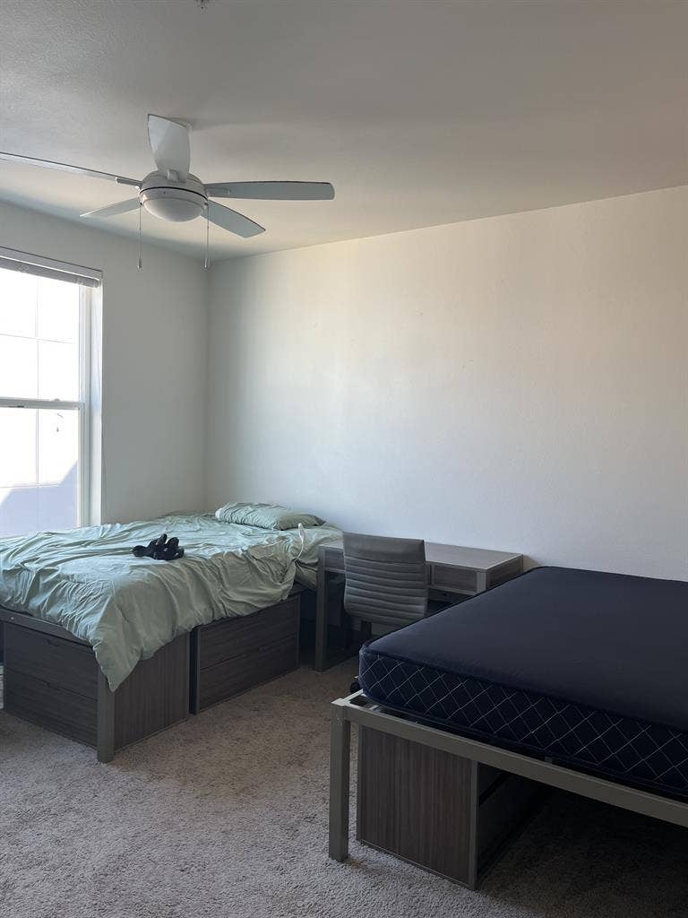 LEASE TAKEOVER FURNISHED IN SIERRA