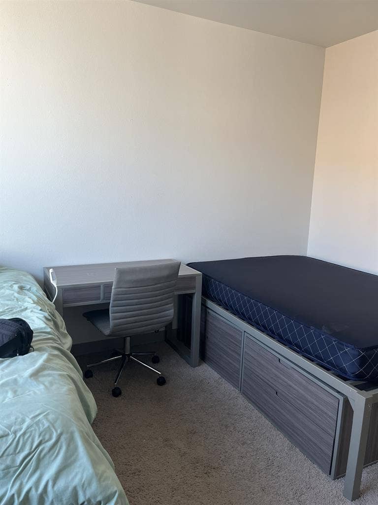 LEASE TAKEOVER FURNISHED IN SIERRA