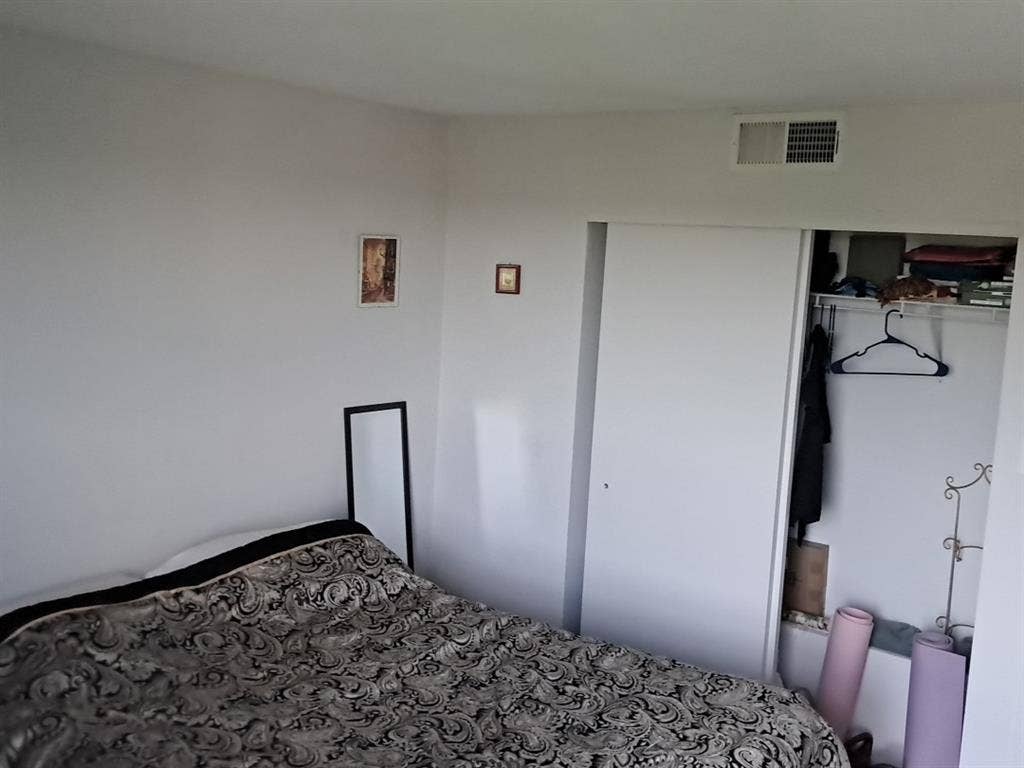 Beautiful 8th Floor Room