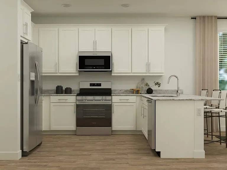 Room in Brand-New 5-Bedroom Home