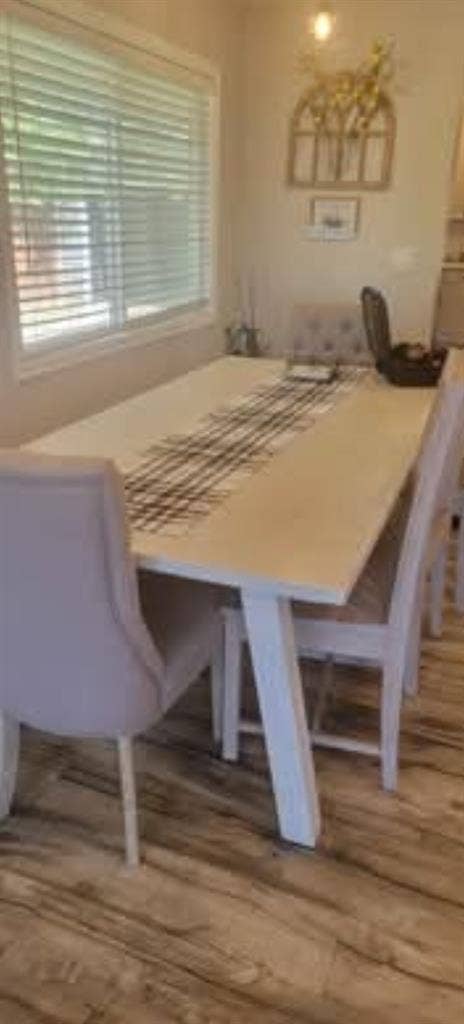 Private room for male Aug. 1