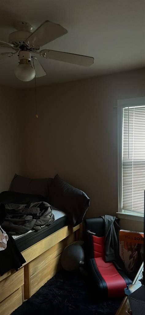 Room for Rent in Shared Home.