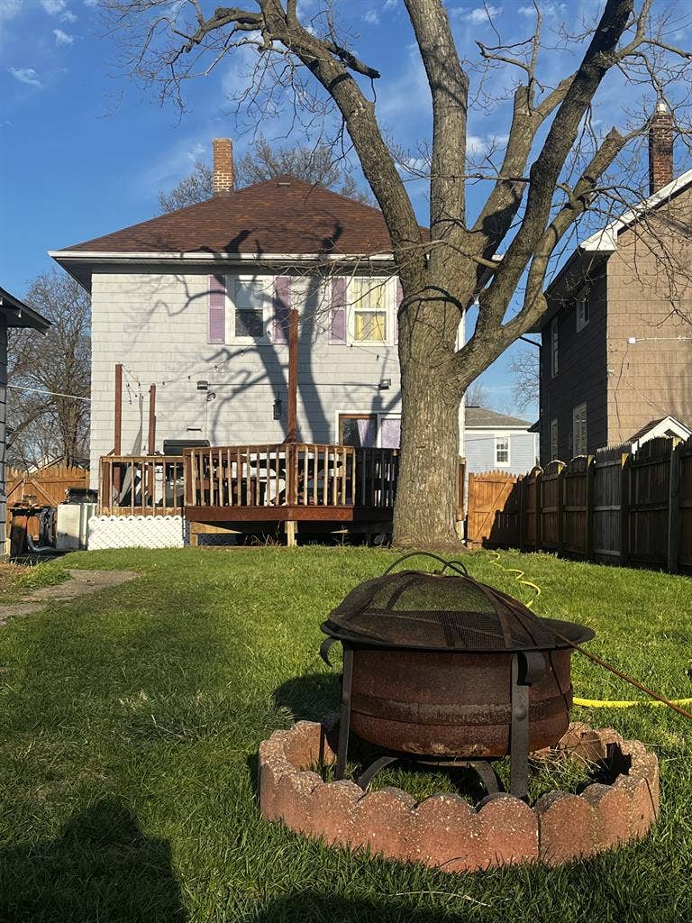 Room Available Near Downtown Aurora