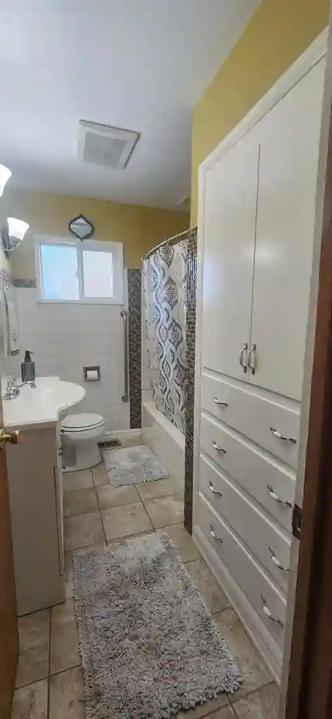 Private room for rent single person