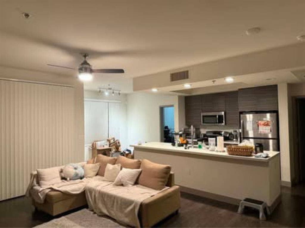 Private room for rent