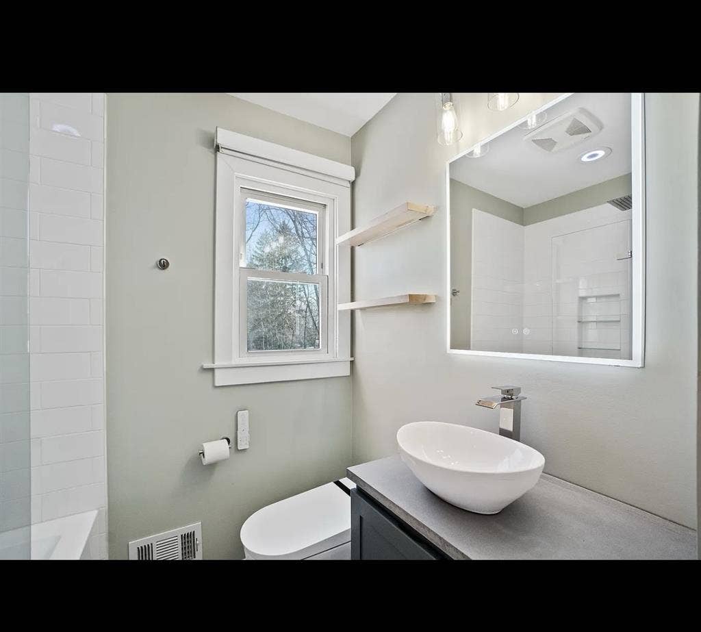 Private Basement room for rent