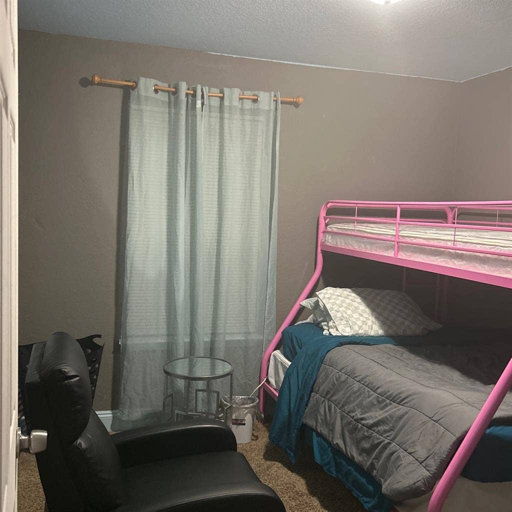 Only comes with room and bathroom