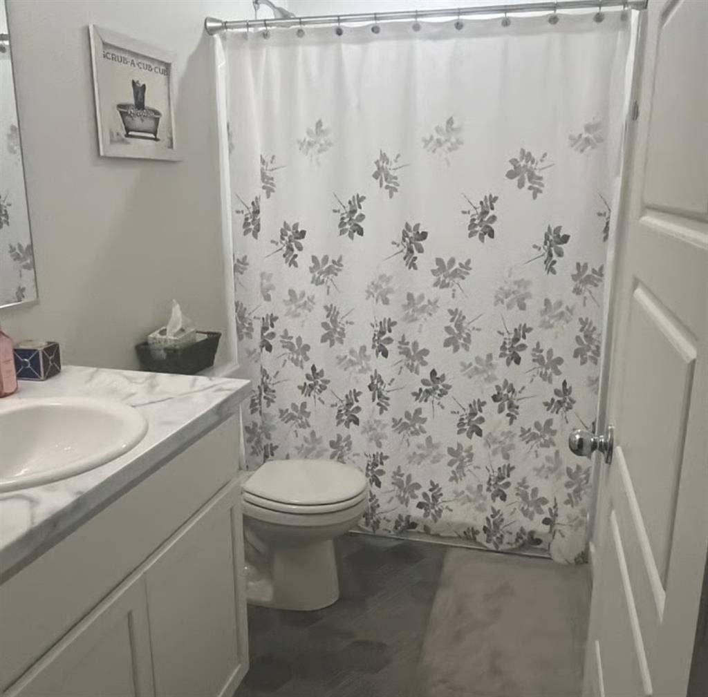 Room/private bath/great location