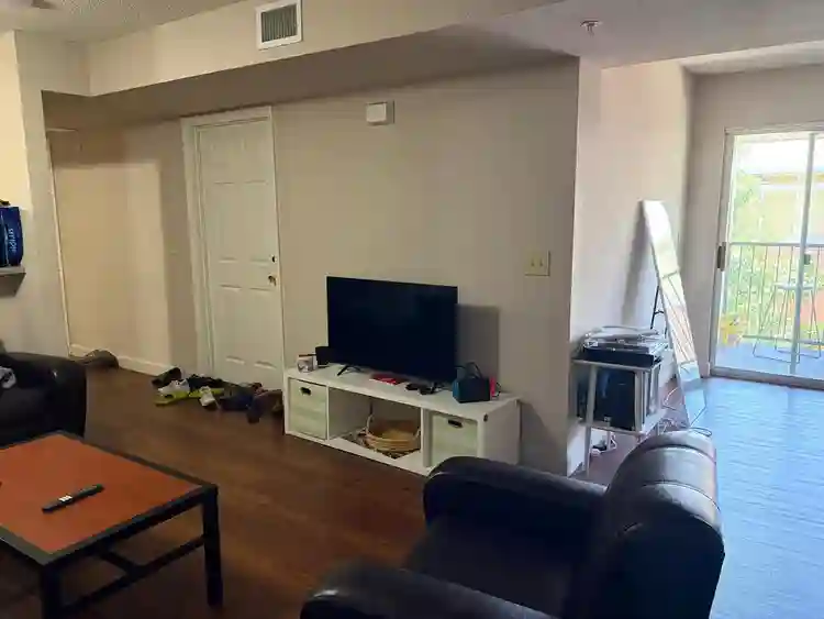Lease Takeover for Furnished Room