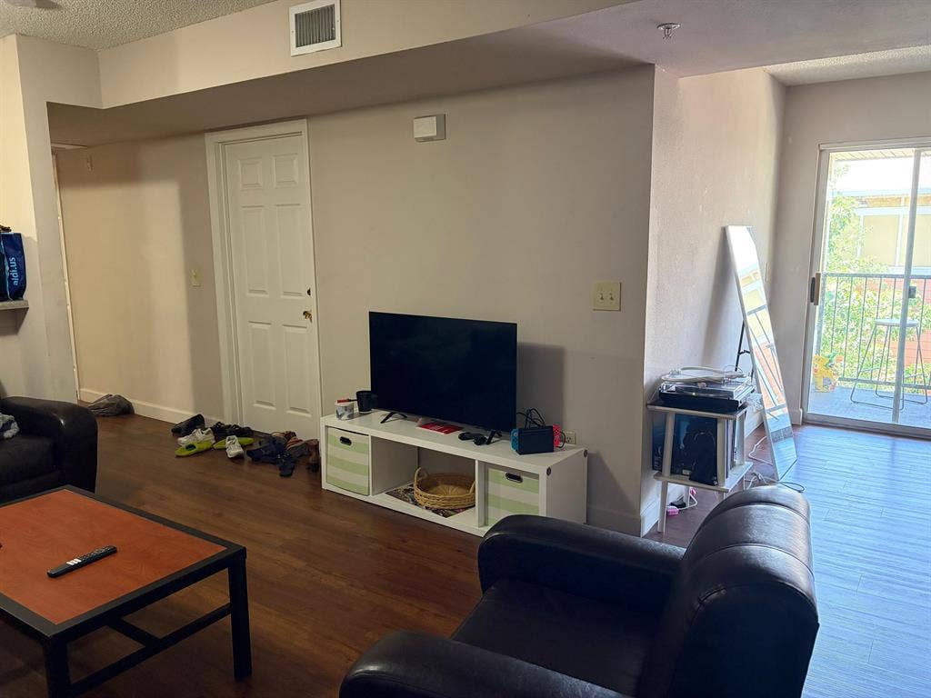 Furnished Room Available Near UCF
