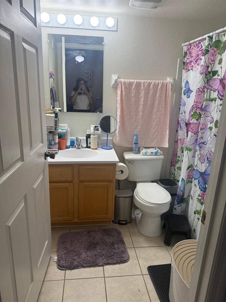 Furnished Room Available Near UCF