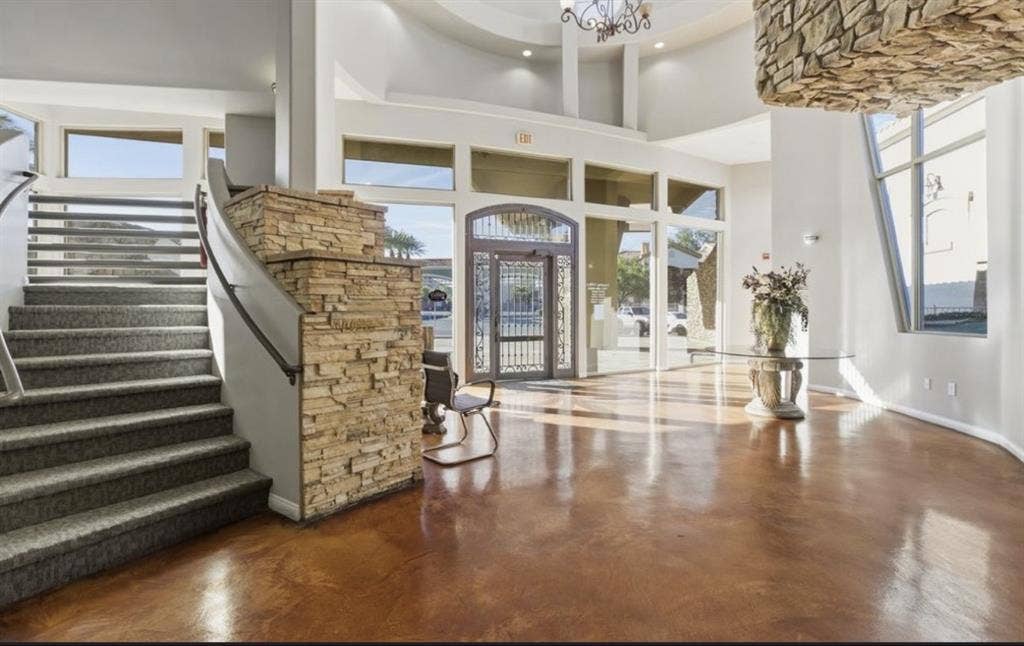 Privacy:Room with Private Bathroom