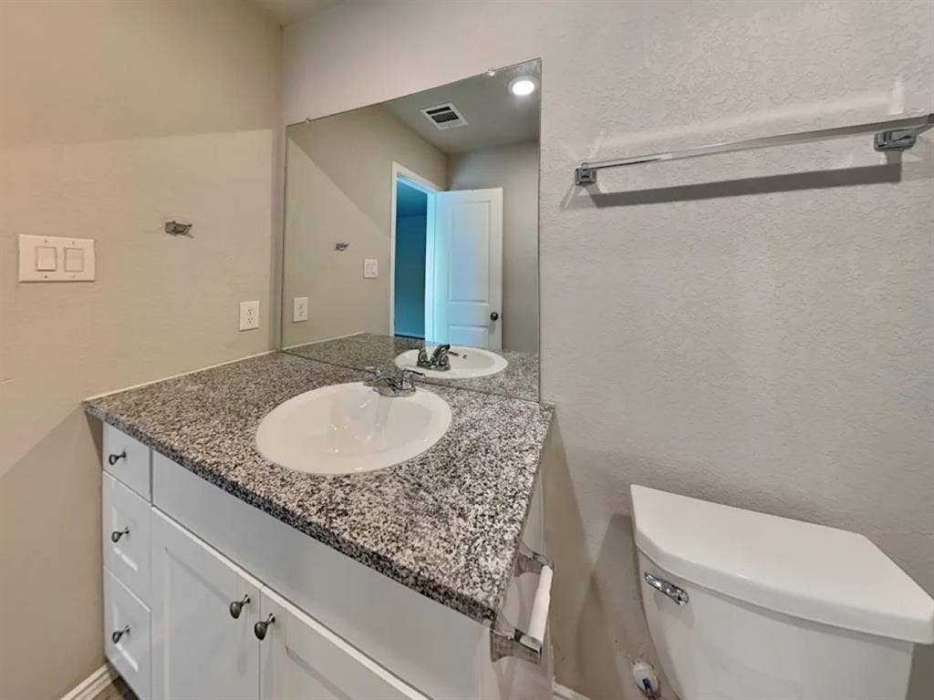 14539 Southton Pond, San Antonio