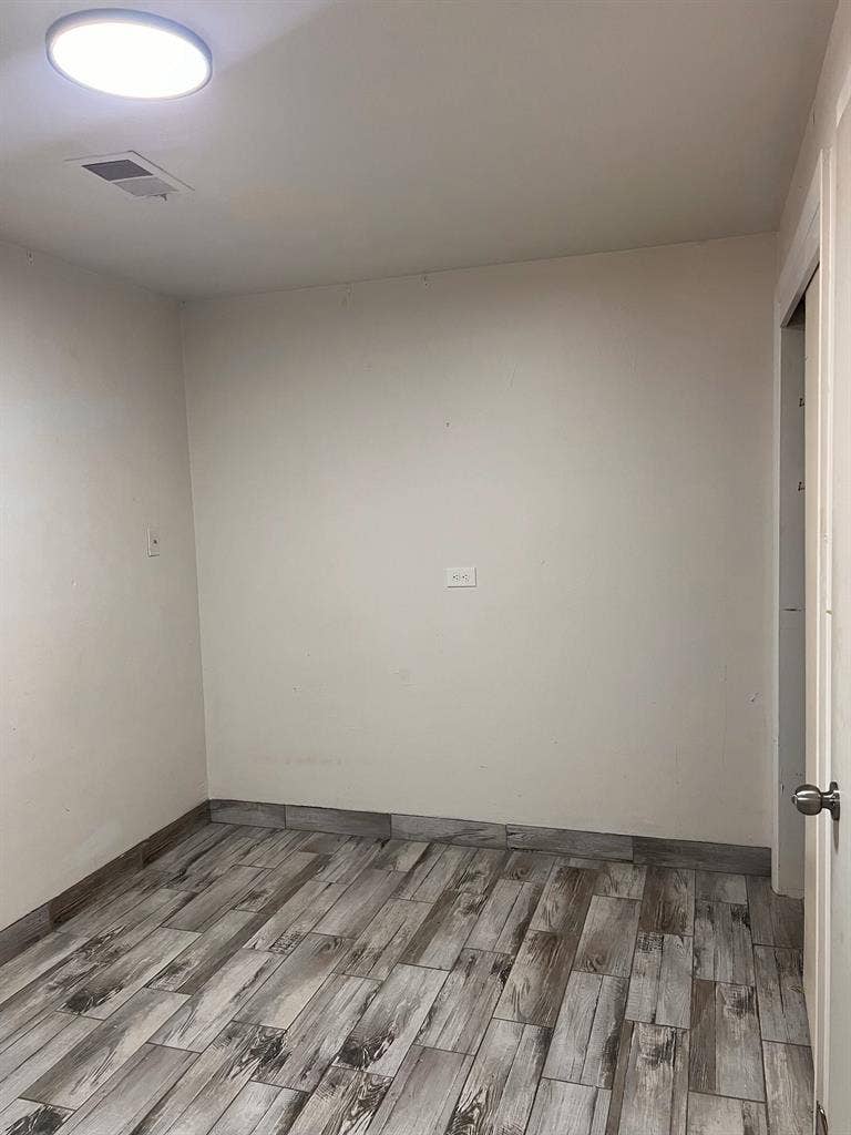 Lovely room available