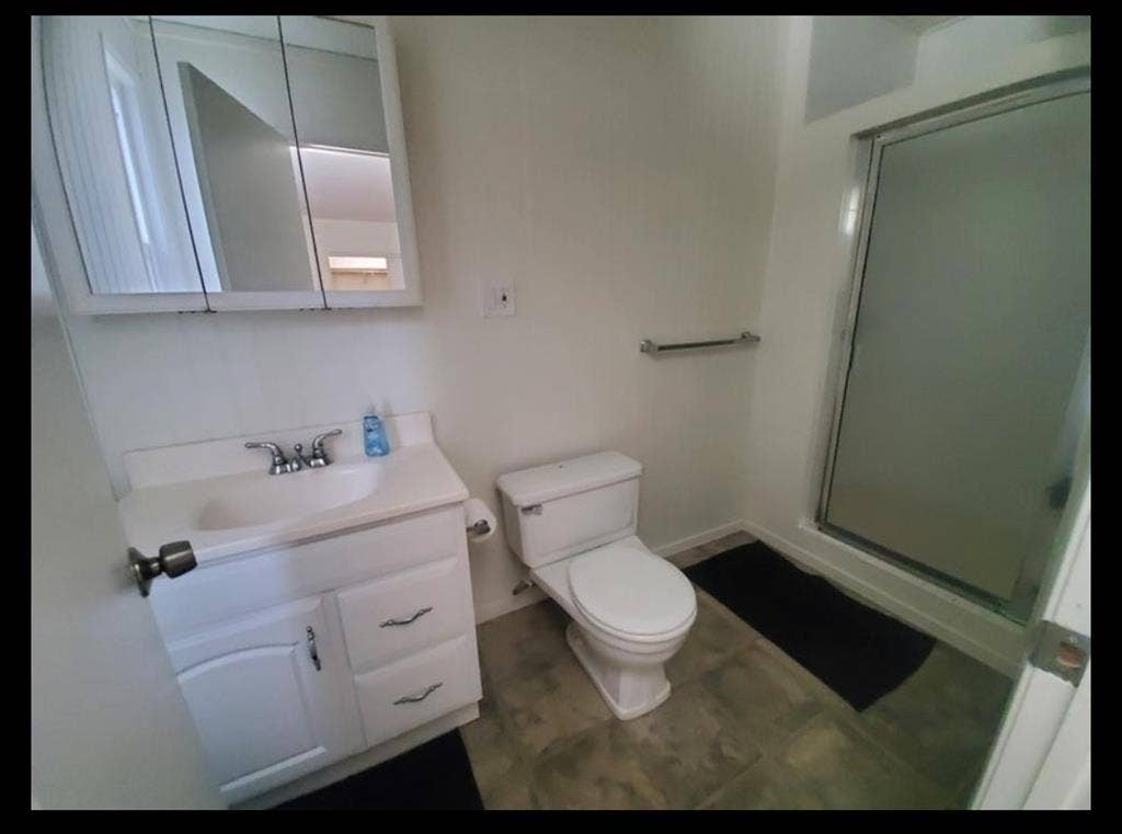 Large Master Bedroom with Ensuite