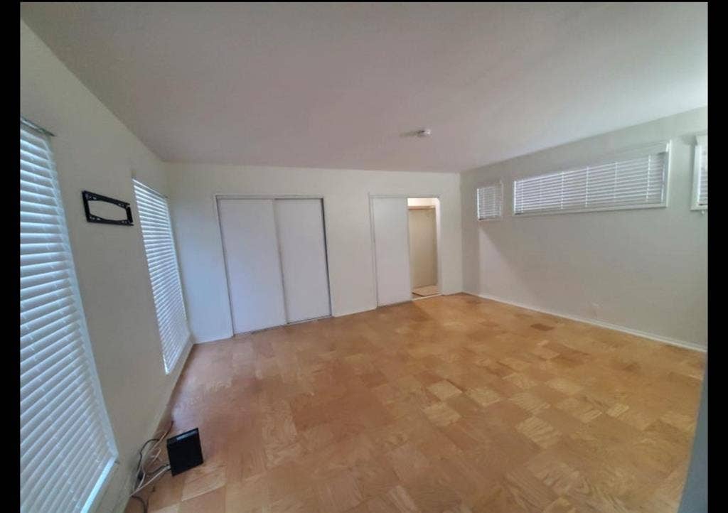 Large Master Bedroom with Ensuite