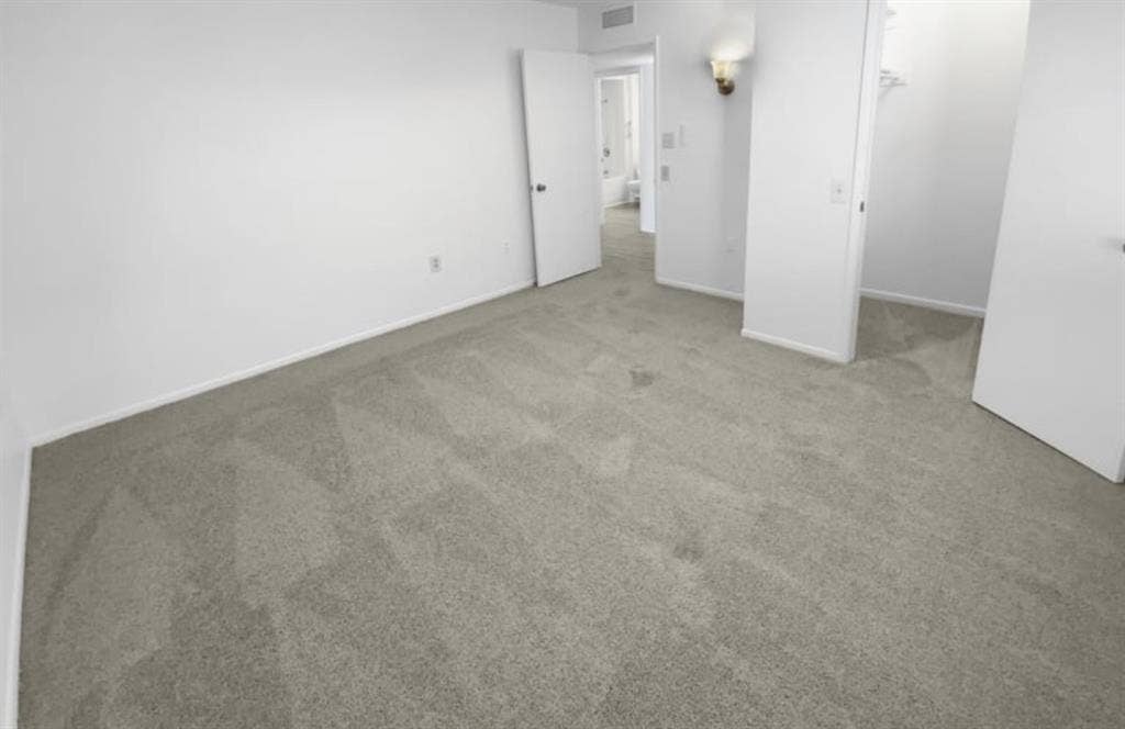 Available for move in