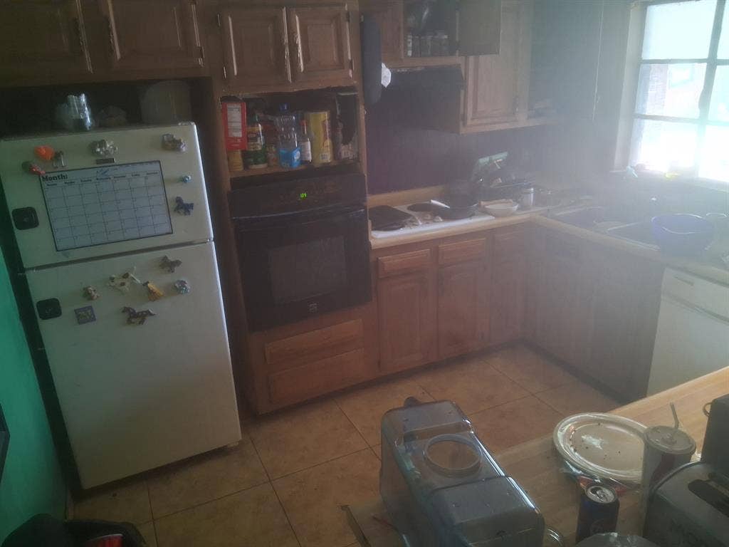 600 a month 2k sq ft