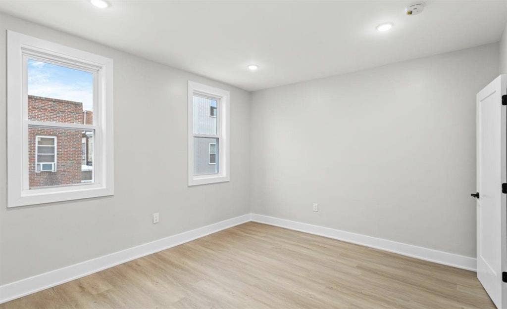 Rooms for Rent—$950–$1400