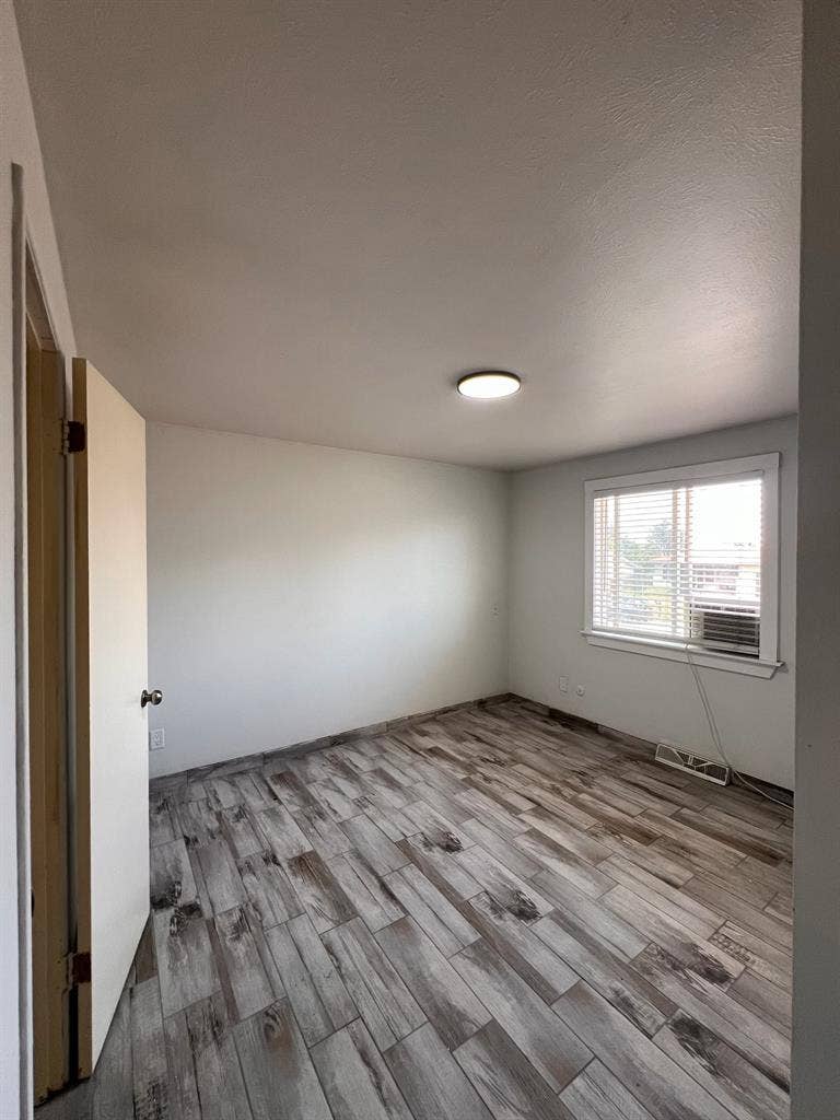 Comfy room in Lakewood