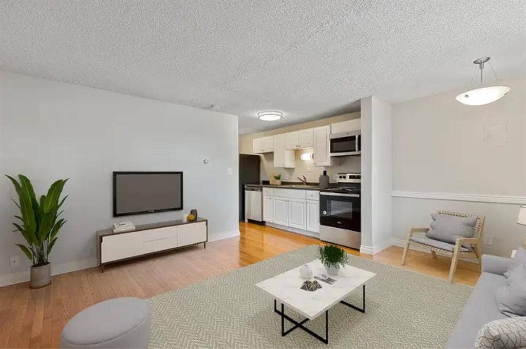 Fully furnished 1 bed, 1 bath