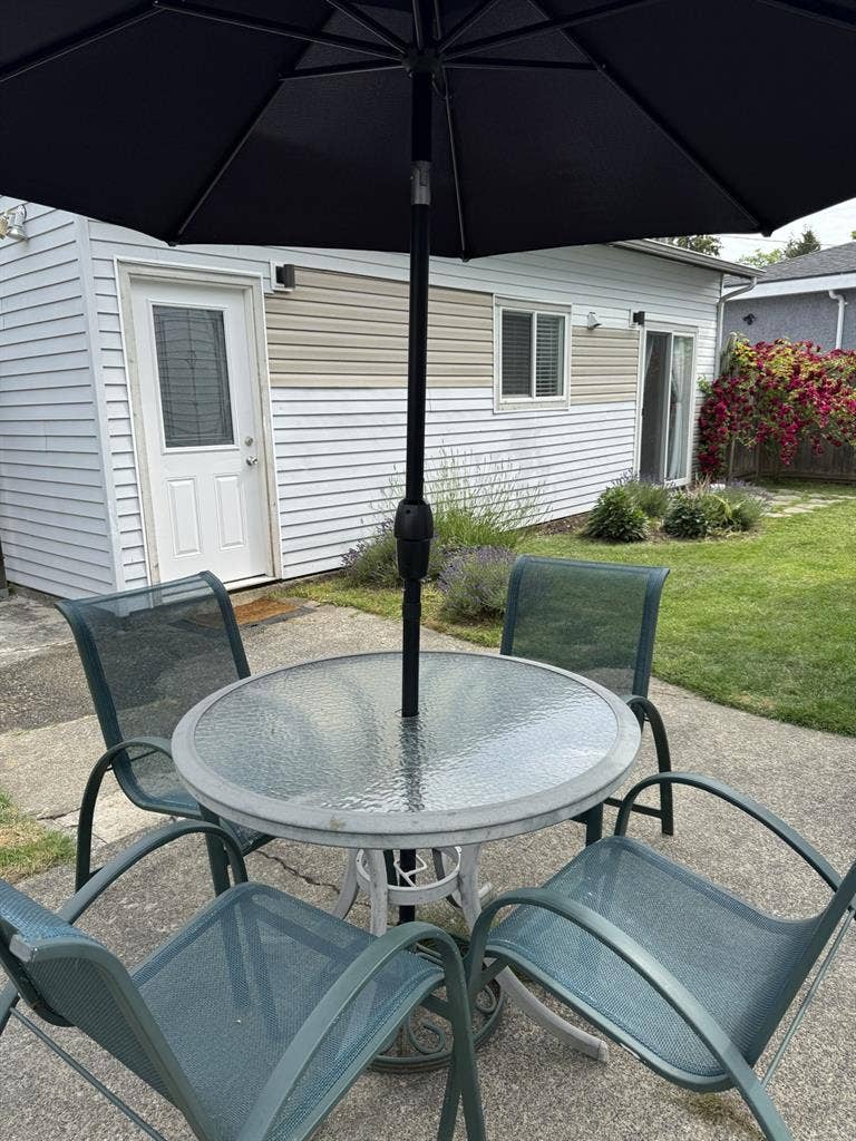 Garden Suite near YVR and transit